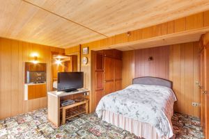 Photo 24- click for photo gallery